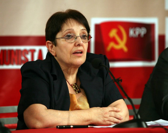 Αλ. Παπαρήγα: Ο ΣΥΡΙΖΑ προσπαθεί να ψαρέψει τυφλά ακροατήριο