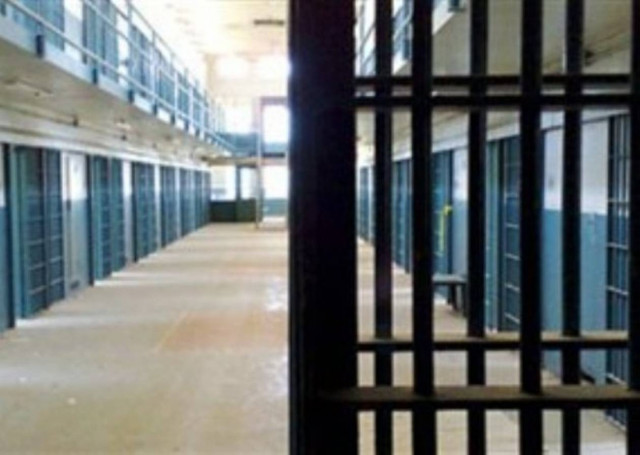 Σήκωσαν μπαϊράκι οι κρατούμενοι