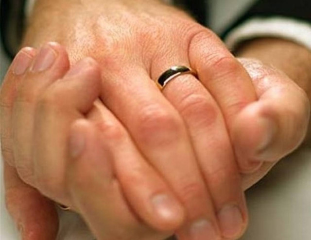 Γαλλία: Εν αναμονή μεγάλης διαδήλωσης κατά του γάμου ομοφυλοφίλων