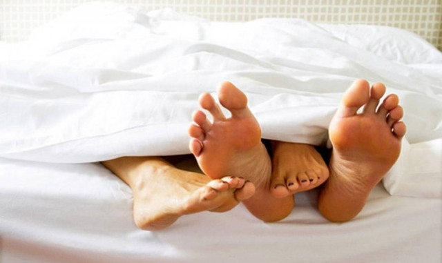 Ειδικοί του σεξ παραδίδουν ιδιαίτερα κατ΄οίκον