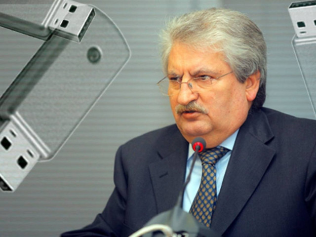Ομολογία Διώτη: Αντέγραψα το USB και κατέστρεψα το παλιό