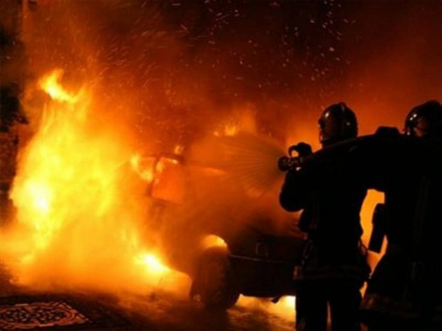 Στόχος εμπρηστών το αυτοκίνητο βουλευτή του ΔΗΣΥ