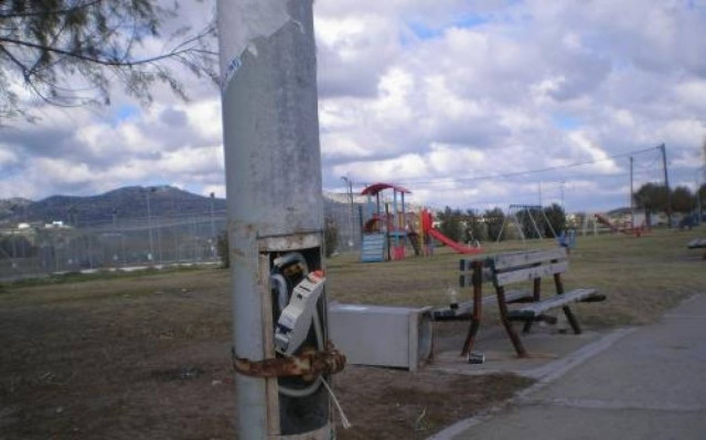 Καταγγελία κοινωνικού λειτουργού για παιδική χαρά στην Αφάντου