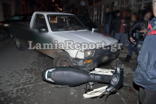 Μηχανάκι βρέθηκε κάτω από τις ρόδες αγροτικού (pics)