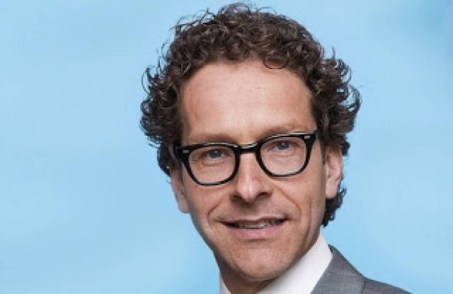 Σόιμπλε: Υποστηρίζει τον Ντάισελμπλουμ για την προεδρία του Eurogroup