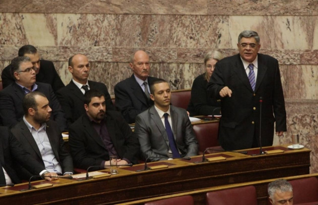 Χρυσή Αυγή: Κάθαρση «μαϊμού» από τη Βουλή