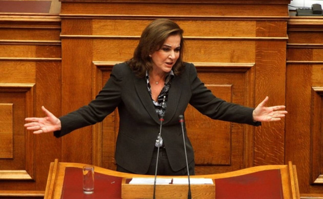 Μπακογιάννη: Κύριε Σταϊκούρα αποτύχατε!