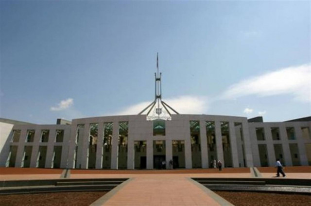 Αναβαθμίζεται ομογενής υπουργός