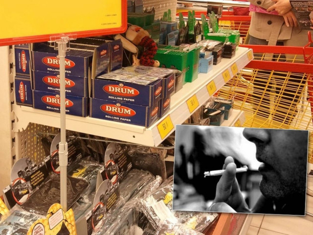 Τσιγάρα στο Jumbo σε κοινή θέα!