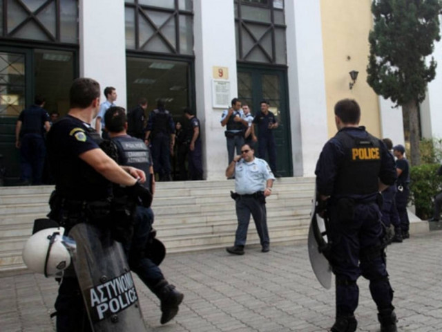 Φάρσα το τηλεφώνημα για βόμβα στα Δικαστήρια Ευελπίδων