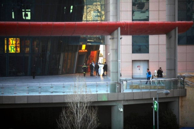 Οδηγίες στους Αμερικανούς πολίτες μετά την έκρηξη στο «The Mall»