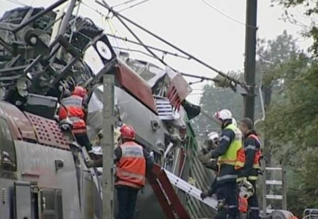 Σφοδρή σύγκρουση τρένων στη Βιέννη