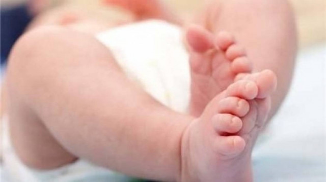 Τους γιατρούς της Λέρου κατηγορεί η μητέρα του άτυχου βρέφους