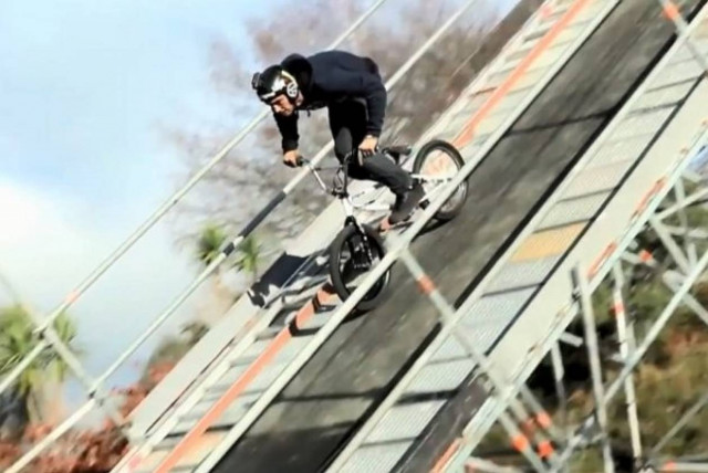 Το βίντεο που σαρώνει: Τα υπέροχα ανθρώπινα κατορθώματα