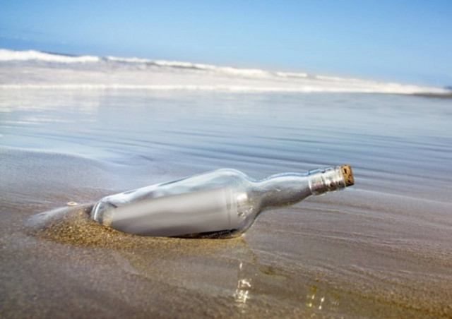 Γράμμα σε μπουκάλι ταξίδεψε από τη Βρετανία στην Αυστραλία!