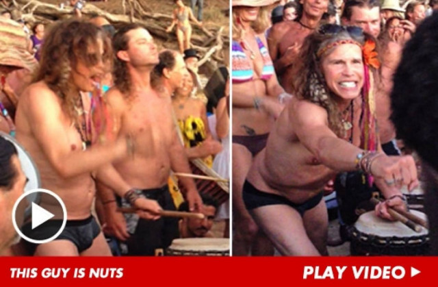 Βίντεο: Πασίγνωστος τραγουδιστής έκανε... περίεργη εμφάνιση σε παραλία