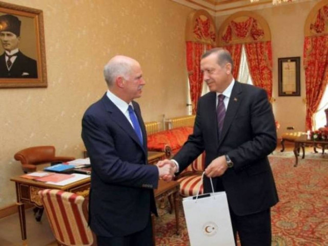 Συνάντηση Ερντογάν-Παπανδρέου αυτή την ώρα