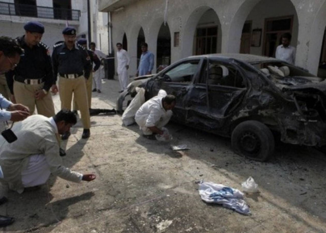 Eπιτέθηκαν και σκότωσαν πέντε άτομα σε στρατιωτική αυτοκινητοπομπή