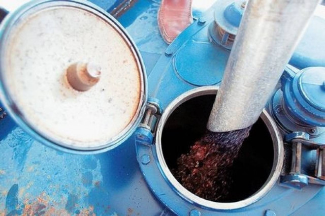 Πάρτυ με το ναυτιλιακό πετρέλαιο, εκατομμύρια στις τσέπες «ολίγων»