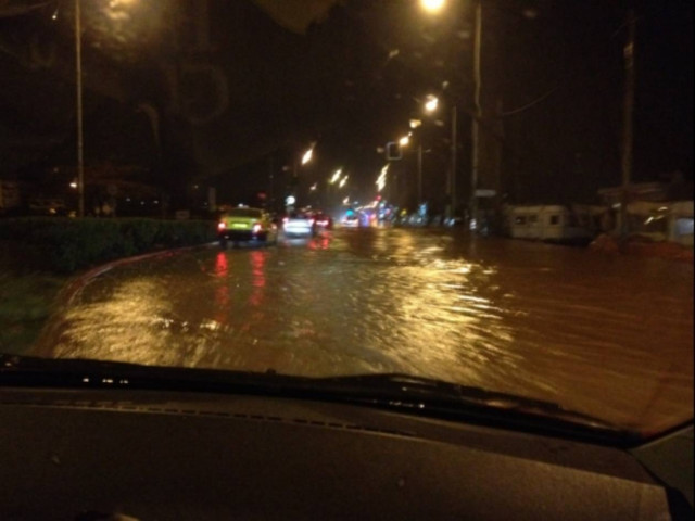 Χείμμαροι λάσπης «έπνιξαν» την Αλεξανδρούπολη(pics)