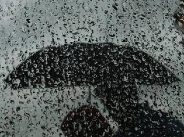 Βροχές και καταιγίδες σε ολόκληρη τη χώρα