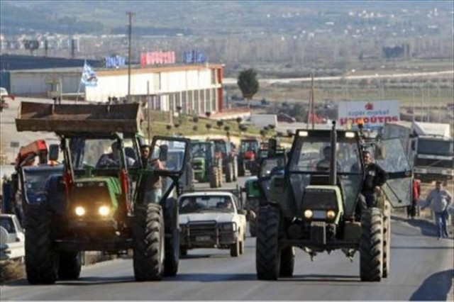 Οι αγρότες «άνοιξαν» την Εγνατία Οδό