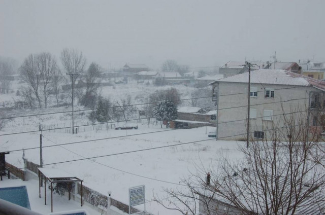 Φωτογραφίες από αναγνώστη: Στα λευκά η Ορεστιάδα!