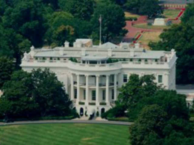 Ο Λευκός Οίκος καταδικάζει τα επεισόδια βίας στην Αίγυπτο