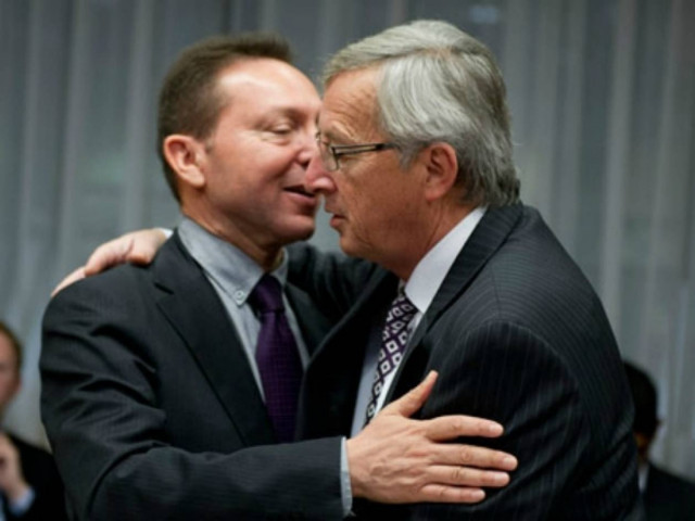 Στουρνάρας σε Γιουνκέρ: Έλα μόνιμα στην Ελλάδα!