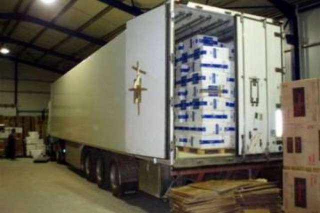 Πάτρα: Είχε κρύψει 918.000 λαθραία τσιγάρα σε βιβλία και συσκευές