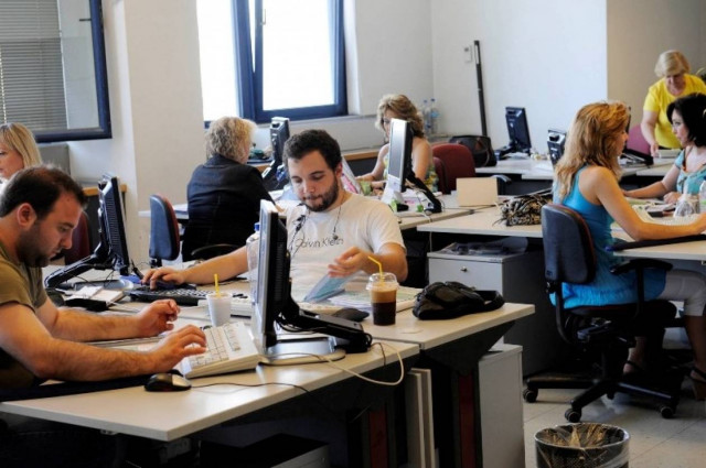Τα νέα όρια ηλικίας για τους δημοσίους υπαλλήλους