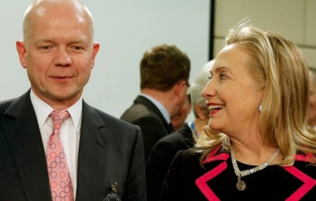 Η Βρετανία τίμησε τη Χίλαρι Κλίντον