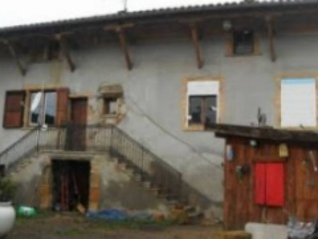 Στοιχειωμένο σπίτι πωλείται ένα ευρώ!