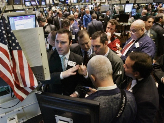 "Φλερτάρει" με τις 14.000 μονάδες ο Dow Jones