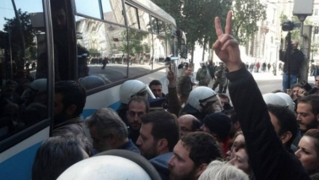 Στον εισαγγελέα αύριο οι 35 συνδικαλιστές του ΠΑΜΕ