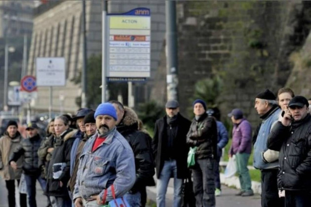 Χωρίς καύσιμα τα λεωφορεία στη Νάπολη