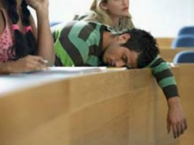 Οι εννιά εντολές του τεμπέλη φοιτητή!