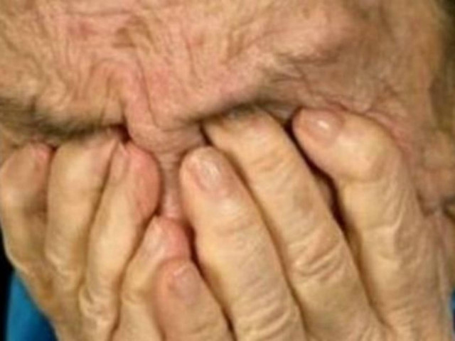 Φθιώτιδα: Τρόμος για γριούλα- Την άρπαξαν από το λαιμό