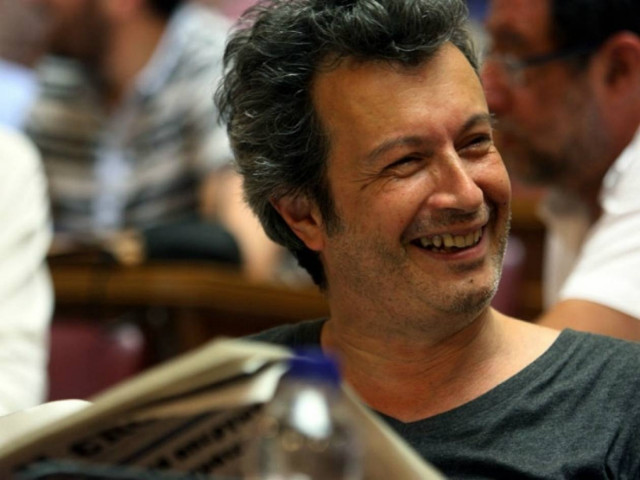 Τατσόπουλος: «Ναι» στις υιοθεσίες από ομοφυλόφιλα ζευγάρια