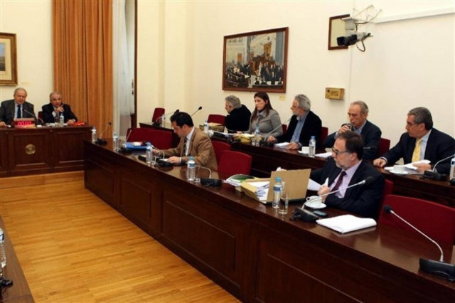 Τελείωσε η κατάθεση της διευθύντριας του γραφείου του Γ. Παπακων/νου