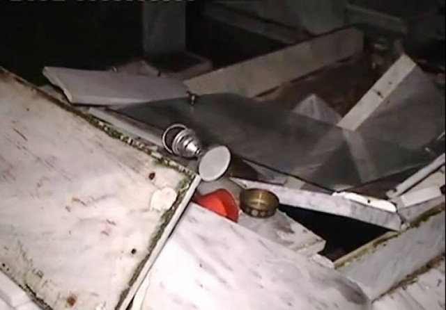 Βίντεο: Προξένησε ζημιές σε πάνω από 40 τάφους στην Αλεξανδρούπολη!