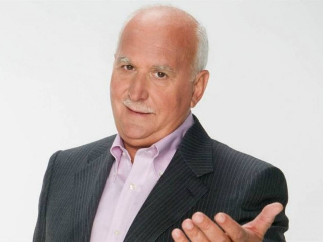 Έξαλλος ο Παπαδάκης με Στουρνάρα: Να του φτιάξουμε το τηλεκοντρόλ