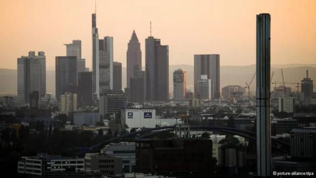 Μαζικές απολύσεις στις τράπεζες