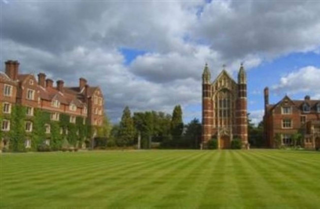 Χάρβαρντ: Απέβαλε 60 φοιτητές γιατί αντέγραψαν