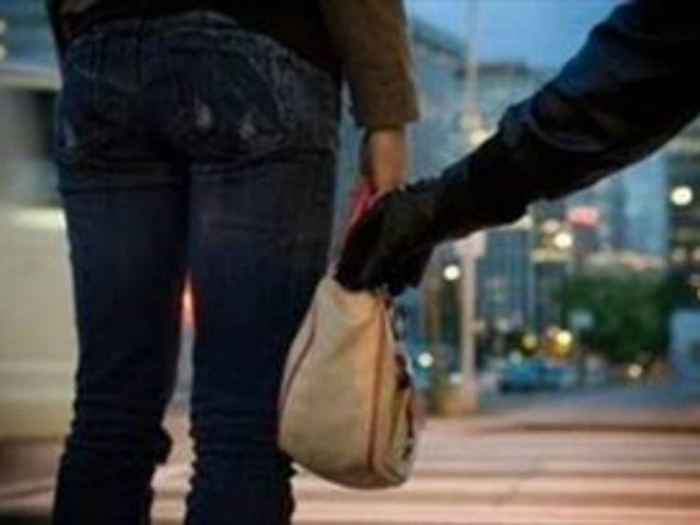 Κρήτη: Δεν φαντάζεστε πόσες τσάντες είχε αρπάξει σε έναν χρόνο