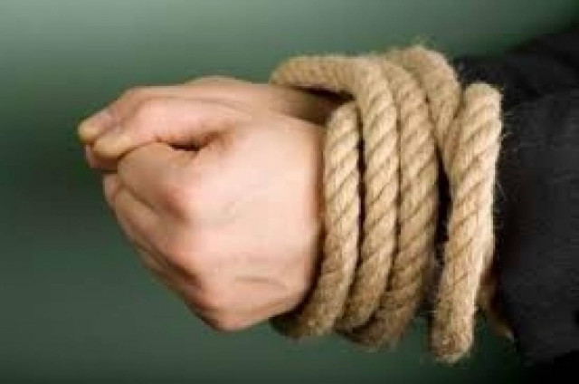 Nαύπακτος: Πρόεδρος Τοπικής Κοινότητας απήγαγε τη σύντροφό του