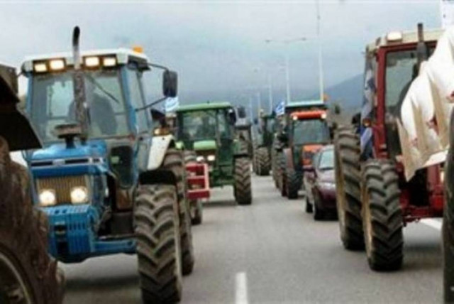 Δείτε ποιους δρόμους θα κλείσουν οι αγρότες την Τετάρτη