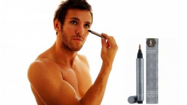 Έρευνα: 1 στους 10 Βρετανούς βάφεται στα... κρυφά!