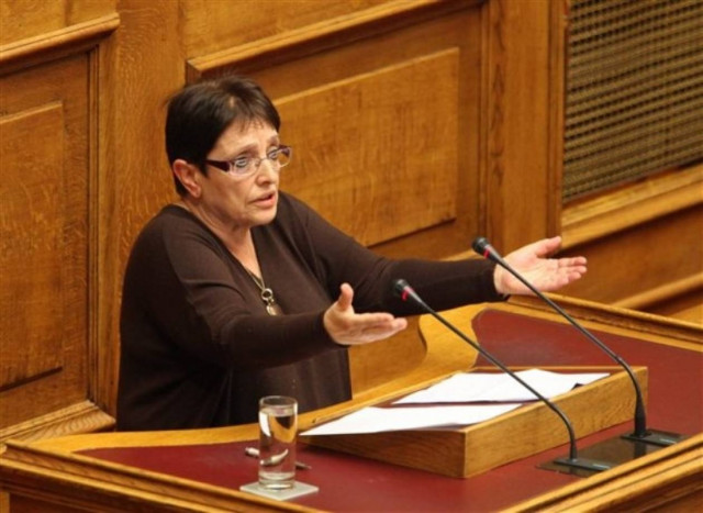 Παπαρήγα: Αχαλίνωτος αυταρχισμός της κυβέρνησης