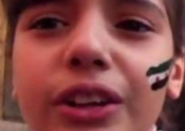 ΣΟΚ: Έπεσε βόμβα την ώρα που τραγουδούσε η μικρή (vid)